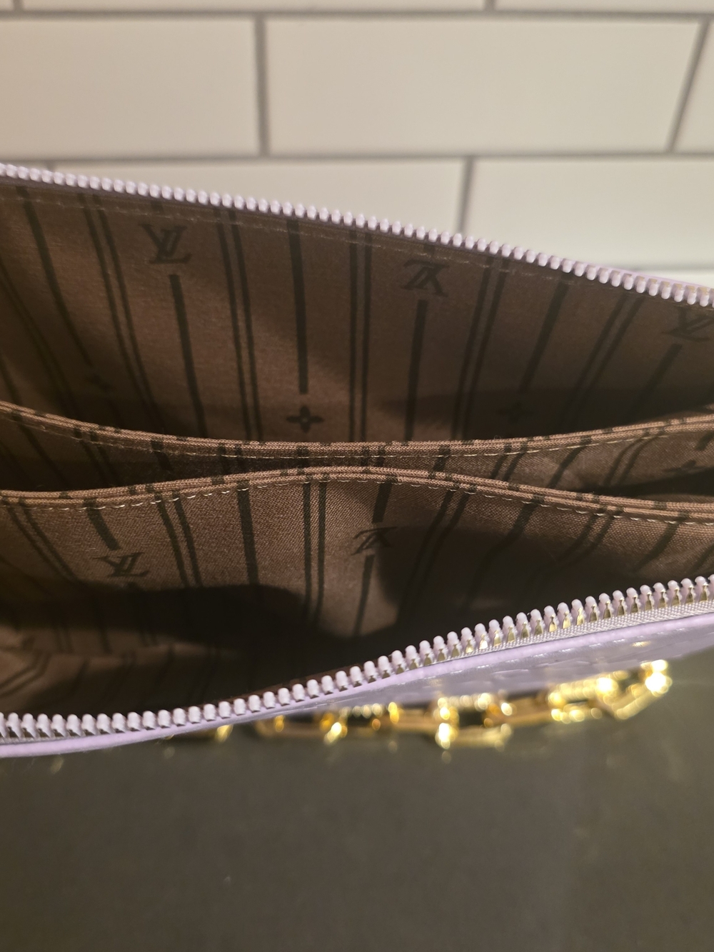 Crossbody - Picture 2 of 3